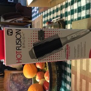 Hot fusion Brush